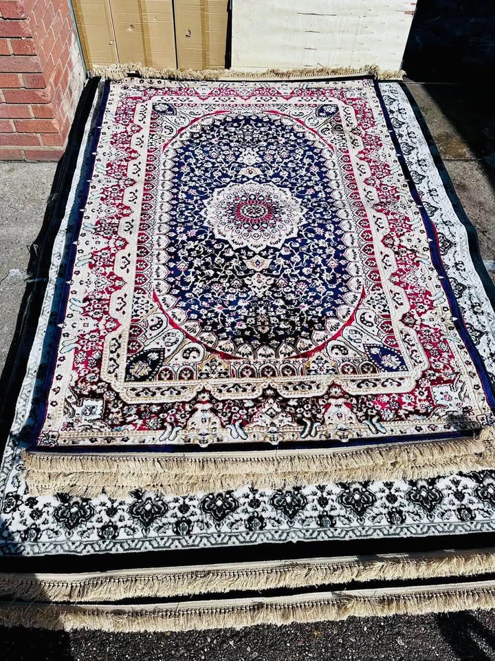 Elegant Turkish Rugs – Traditional & Modern Designs for Home Decoration