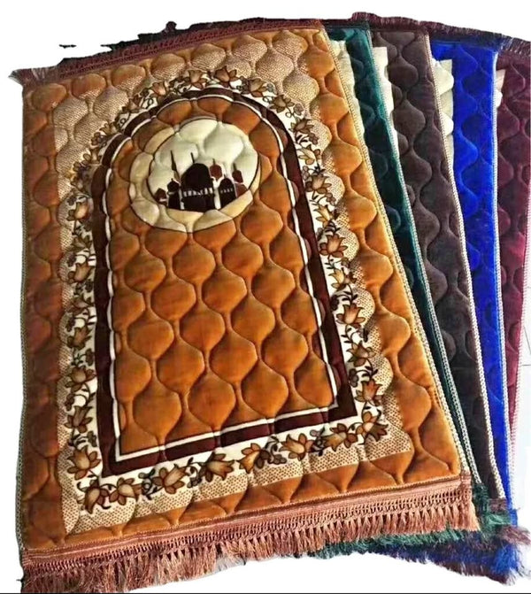 Premium Prayer Mat – Soft, Comfortable & Lightweight for Daily Use
